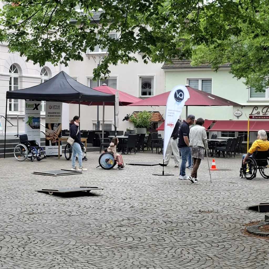 Rollstuhlparcours auf dem Marktplatz Remagen
